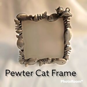 3/$30 CONCEPTS IN TIME Silvertone 3D Cat Fish Metal Picture Pet Square Frame